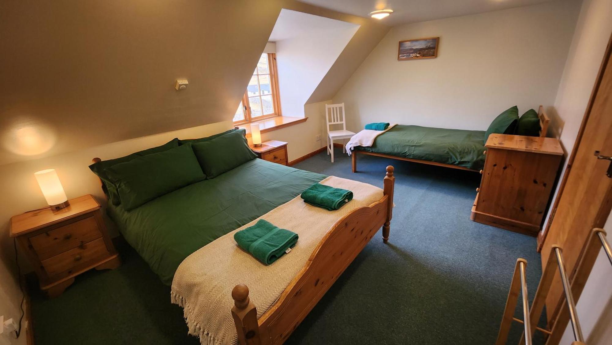 Inchnadamph Explorers Lodge Экстерьер фото